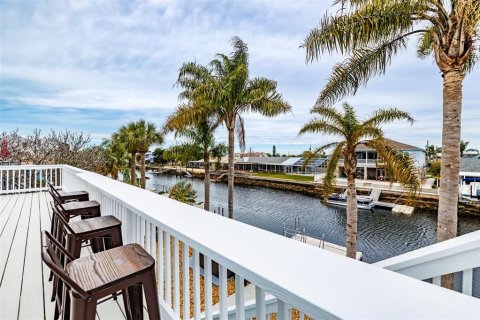 Casa en alquiler en Hernando Beach, Florida, 2 dormitorios, 102.38 m2 № 1629182 - foto 5