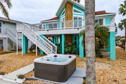House in Hernando Beach, Florida 2 bedrooms, 102.38 sq.m. № 1629182 - photo 28