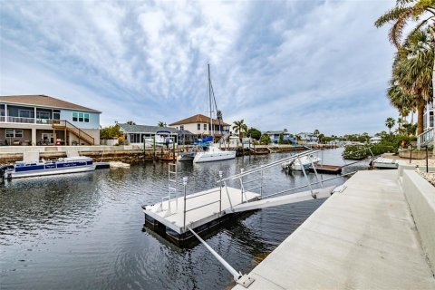Casa en alquiler en Hernando Beach, Florida, 2 dormitorios, 102.38 m2 № 1629182 - foto 7