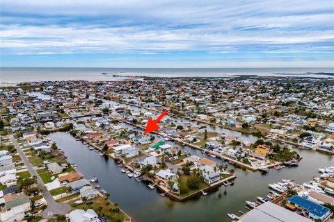 Casa en alquiler en Hernando Beach, Florida, 2 dormitorios, 102.38 m2 № 1629182 - foto 23