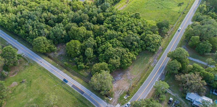 Land in Lakeland, Florida № 1576261