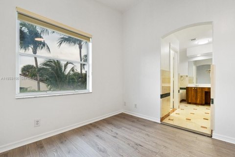 Casa en alquiler en Hollywood, Florida, 4 dormitorios, 199.74 m2 № 1991904 - foto 23