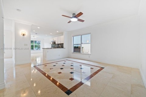 Casa en alquiler en Hollywood, Florida, 4 dormitorios, 199.74 m2 № 1991904 - foto 15