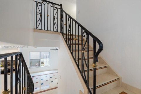 Casa en alquiler en Hollywood, Florida, 4 dormitorios, 199.74 m2 № 1991904 - foto 17