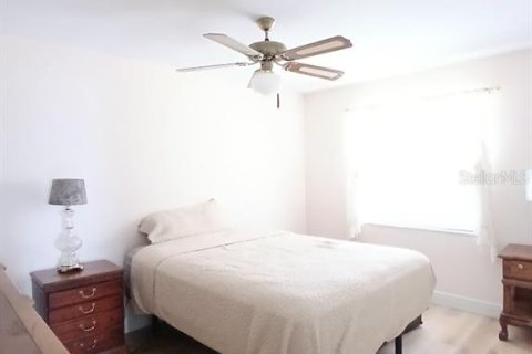 House in Titusville, Florida 4 bedrooms, 183.48 sq.m. № 1353419 - photo 23