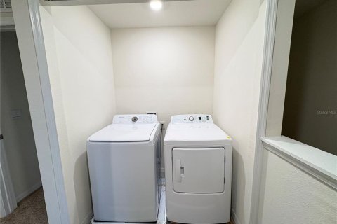 Снять в аренду таунхаус в Киссимми, Флорида 4 комнаты, 145.76м2, № 2150102 - фото 24