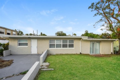 Casa en alquiler en Winter Haven, Florida, 3 dormitorios, 156.45 m2 № 1816089 - foto 15