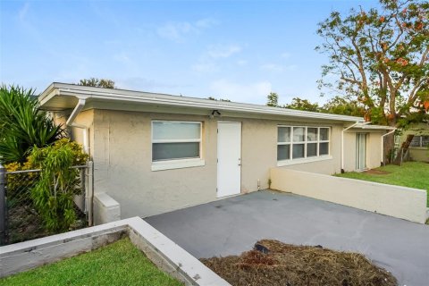 Casa en alquiler en Winter Haven, Florida, 3 dormitorios, 156.45 m2 № 1816089 - foto 14