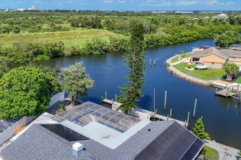 Casa en alquiler en Apollo Beach, Florida, 4 dormitorios, 184.69 m2 № 1903326 - foto 17