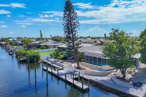Casa en alquiler en Apollo Beach, Florida, 4 dormitorios, 184.69 m2 № 1903326 - foto 12