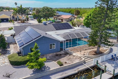 Casa en alquiler en Apollo Beach, Florida, 4 dormitorios, 184.69 m2 № 1903326 - foto 2