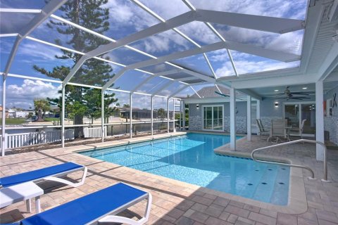 Casa en alquiler en Apollo Beach, Florida, 4 dormitorios, 184.69 m2 № 1903326 - foto 8