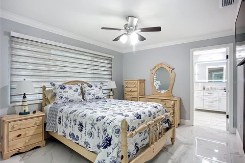 Casa en alquiler en Apollo Beach, Florida, 4 dormitorios, 184.69 m2 № 1903326 - foto 28