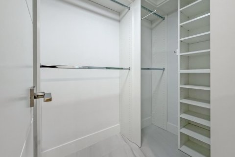 Copropriété à vendre à Palm Beach, Floride: 2 chambres, 186.27 m2 № 2387081 - photo 16