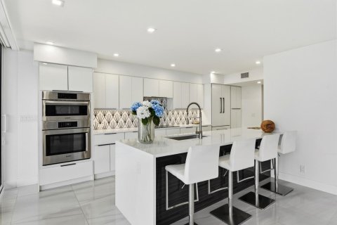 Copropriété à vendre à Palm Beach, Floride: 2 chambres, 186.27 m2 № 2387081 - photo 7