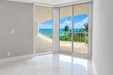 Copropriété à vendre à Palm Beach, Floride: 2 chambres, 186.27 m2 № 2387081 - photo 4