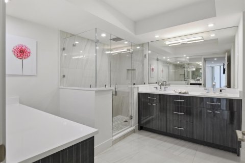 Copropriété à vendre à Palm Beach, Floride: 2 chambres, 186.27 m2 № 2387081 - photo 13