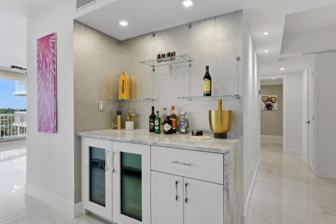 Copropriété à vendre à Palm Beach, Floride: 2 chambres, 186.27 m2 № 2387081 - photo 24