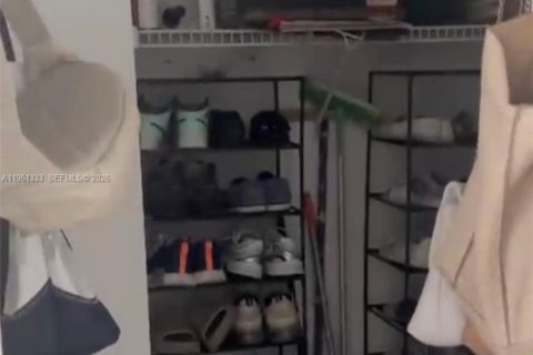 Condominio en alquiler en Aventura, Florida, 2 dormitorios, 109.72 m2 № 2023216 - foto 4