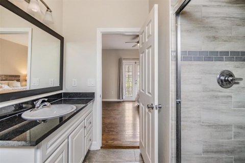 Townhouse in Tampa, Florida 2 bedrooms, 111.48 sq.m. № 1755578 - photo 15