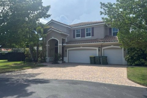 Casa en venta en Homestead, Florida, 5 dormitorios, 369.01 m2 № 1939782 - foto 1