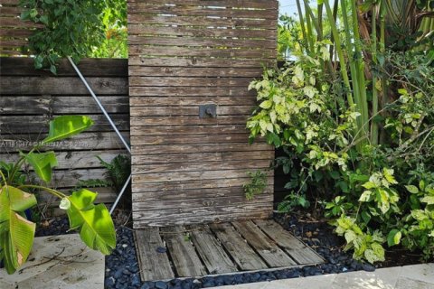 Casa en venta en Homestead, Florida, 5 dormitorios, 369.01 m2 № 1939782 - foto 21