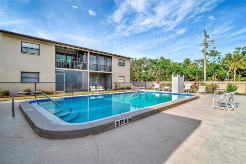 Condominio en alquiler en Sarasota, Florida, 2 dormitorios, 84.91 m2 № 1905948 - foto 21