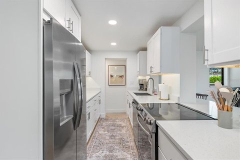 Villa ou maison à vendre à Englewood, Floride: 2 chambres, 123.1 m2 № 2356170 - photo 5