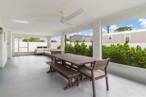 Villa ou maison à vendre à Englewood, Floride: 2 chambres, 123.1 m2 № 2356170 - photo 24