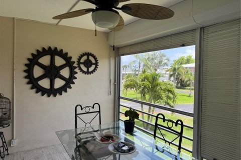 Condominio en alquiler en Boca Raton, Florida, 2 dormitorios, 104.05 m2 № 2192705 - foto 8
