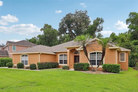 Villa ou maison à Winter Springs, Floride 4 chambres, 206.8 m2 № 2149343