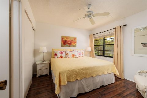 Condo in Largo, Florida, 2 bedrooms  № 2379741 - photo 22