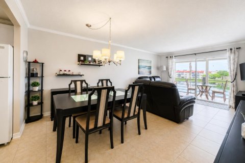 Condo in Sunrise, Florida, 2 bedrooms  № 2187689 - photo 6