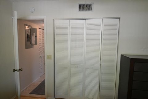 Condo in Oldsmar, Florida, 2 bedrooms  № 2232036 - photo 23