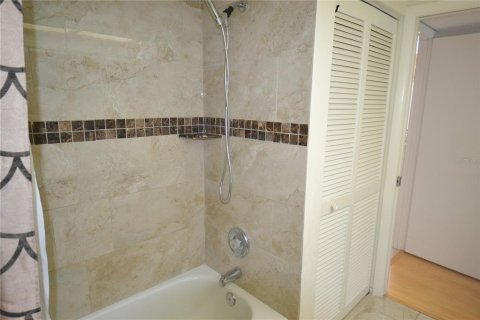 Condo in Oldsmar, Florida, 2 bedrooms  № 2232036 - photo 27