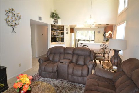 Condo in Oldsmar, Florida, 2 bedrooms  № 2232036 - photo 8