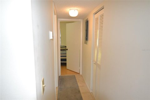 Condo in Oldsmar, Florida, 2 bedrooms  № 2232036 - photo 15