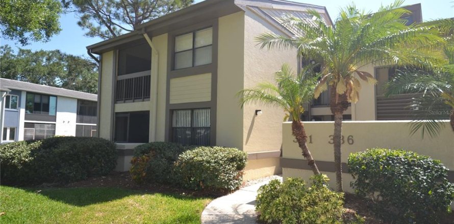 Condo in Oldsmar, Florida, 2 bedrooms  № 2232036