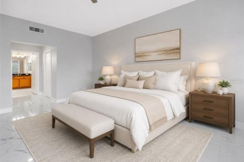 Condo in Saint Petersburg, Florida, 3 bedrooms № 2117965 - photo 17