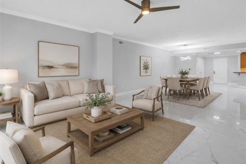 Condo in Saint Petersburg, Florida, 3 bedrooms № 2117965 - photo 9