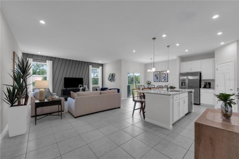Casa en venta en Eustis, Florida, 4 dormitorios, 170.85 m2 № 1879473 - foto 4