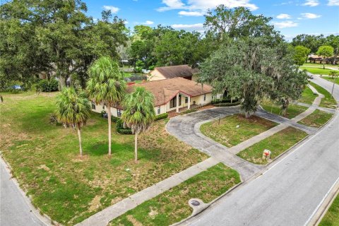 Villa ou maison à vendre à Ocala, Floride: 4 chambres, 269.04 m2 № 1913192 - photo 1