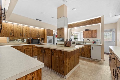 Villa ou maison à vendre à Ocala, Floride: 4 chambres, 269.04 m2 № 1913192 - photo 9