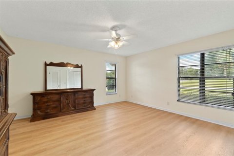 Villa ou maison à vendre à Ocala, Floride: 4 chambres, 269.04 m2 № 1913192 - photo 13