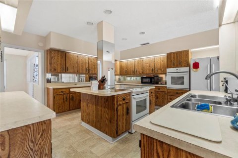 Villa ou maison à vendre à Ocala, Floride: 4 chambres, 269.04 m2 № 1913192 - photo 10