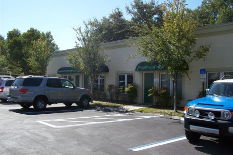 Propiedad comercial en Tampa, Florida 260.13 m2 № 2195437