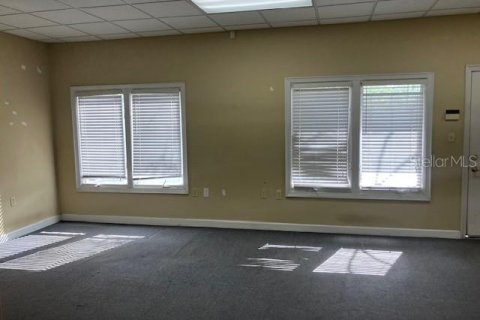Commercial property in Tampa, Florida 260.13 sq.m. № 2195437 - photo 5