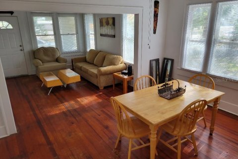 Propiedad comercial en venta en Saint Petersburg, Florida, 192.77 m2 № 1651771 - foto 11