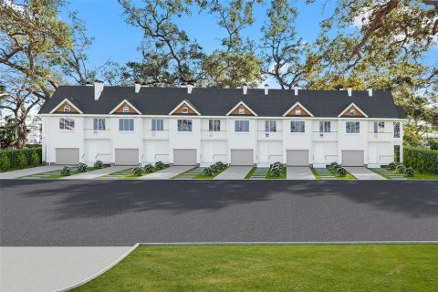 Propiedad comercial en venta en Saint Petersburg, Florida, 192.77 m2 № 1651771 - foto 8