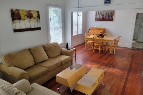 Propiedad comercial en venta en Saint Petersburg, Florida, 192.77 m2 № 1651771 - foto 12